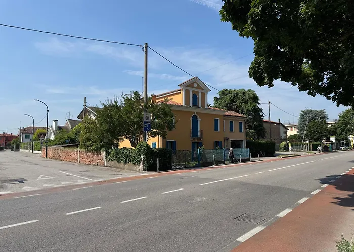 Villa Iside